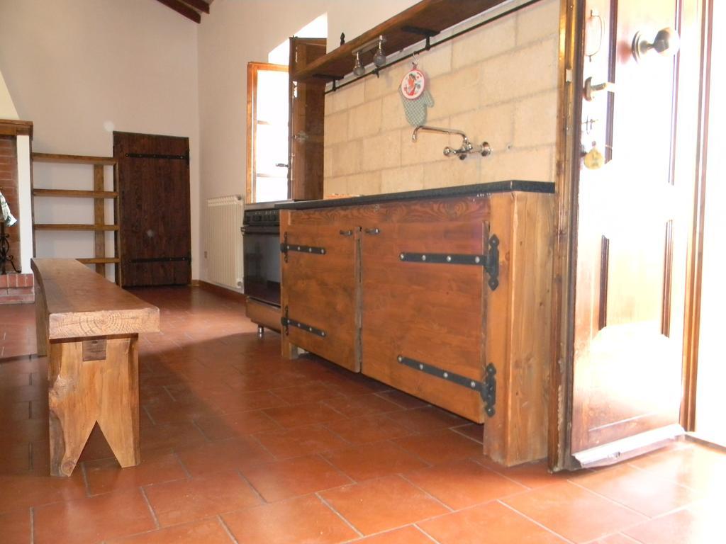 Agriturismo Podere La Selva Villa Serre Di Rapolano Bagian luar foto