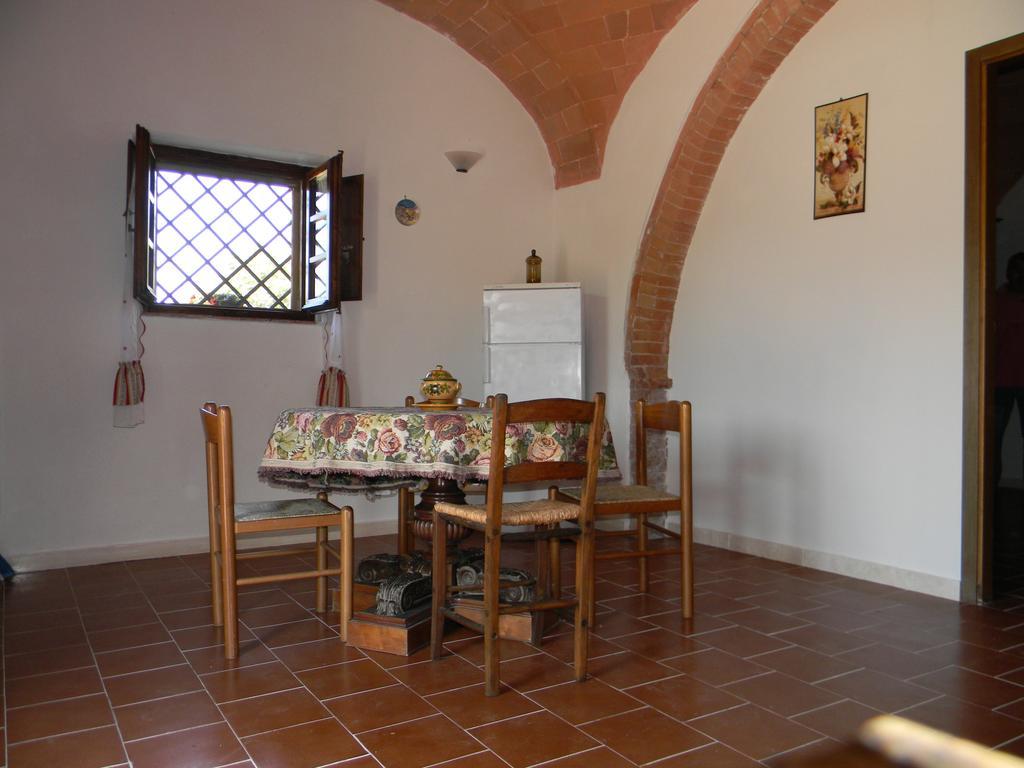 Agriturismo Podere La Selva Villa Serre Di Rapolano Ruang foto