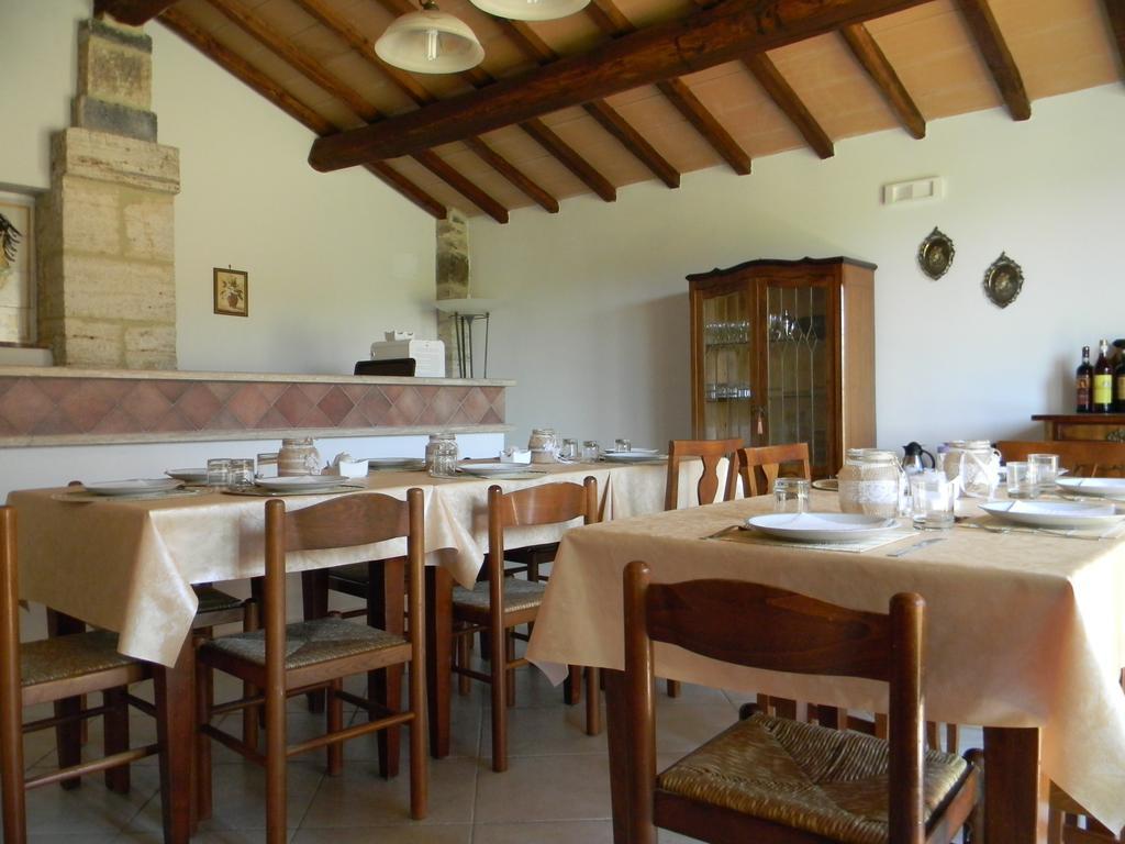 Agriturismo Podere La Selva Villa Serre Di Rapolano Bagian luar foto